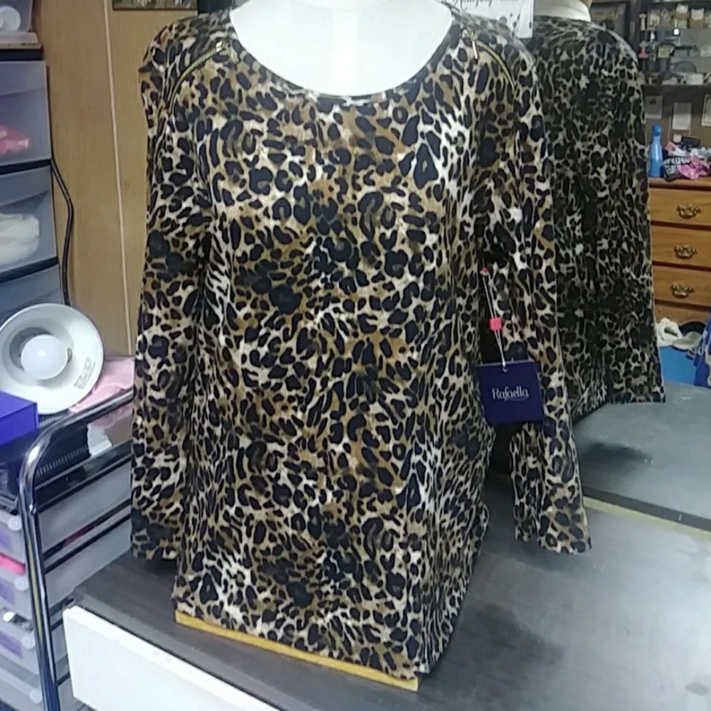 NWT leopard print